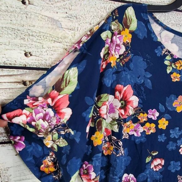 Chris & Carol Plus 1X Navy Floral Dolman Sleeve Tunic Blouse Made in USA - Picture 2 of 6